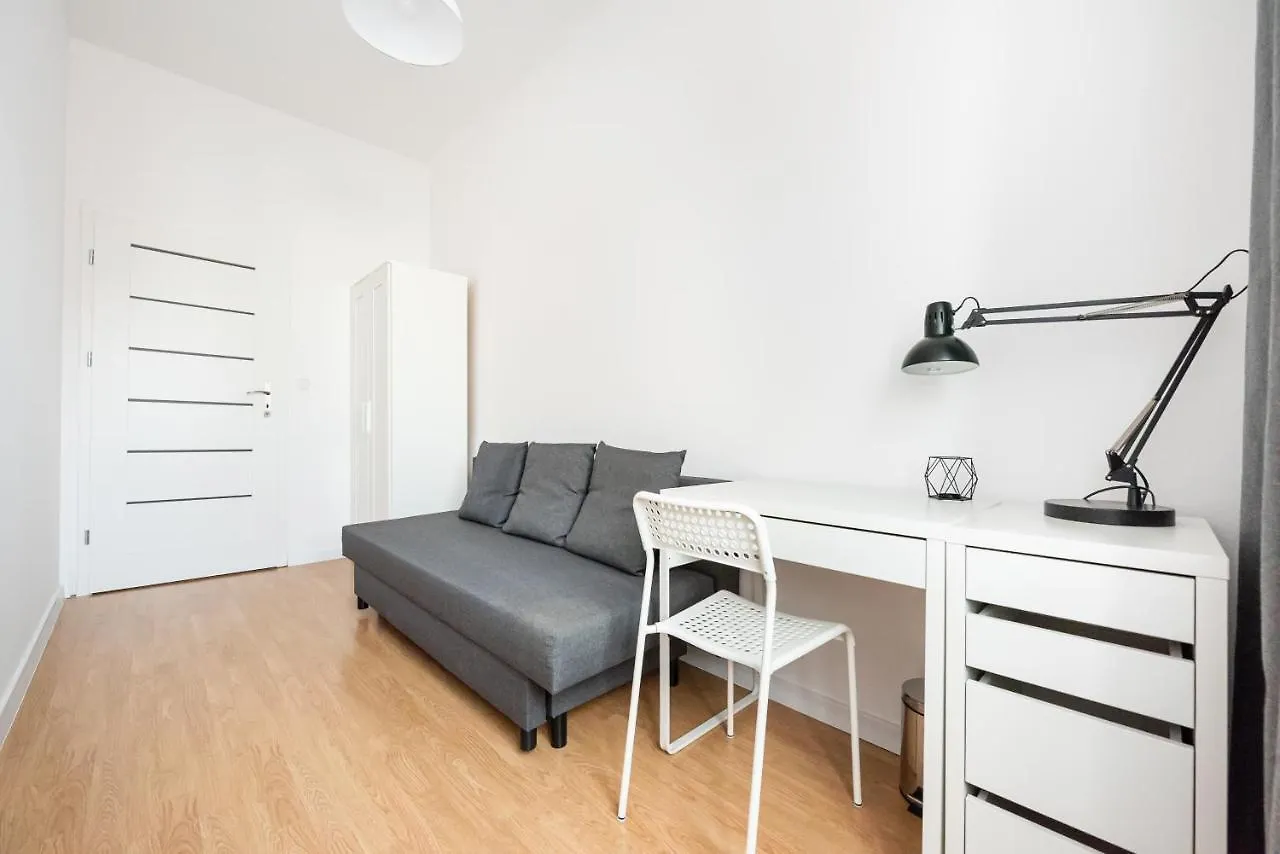 Old Town 5-Bedroom Apartment ワルシャワ