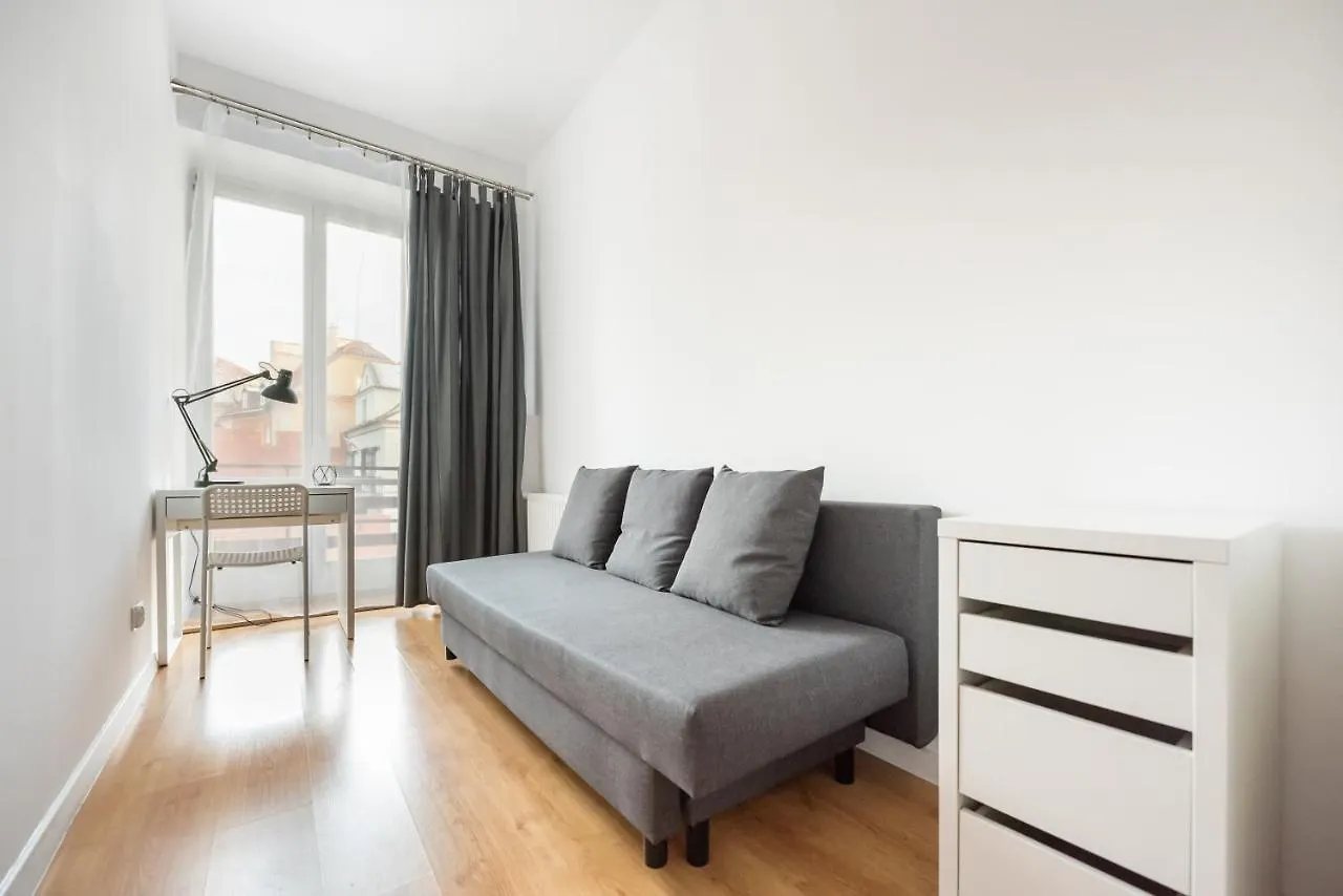 Old Town 5-Bedroom Apartment ワルシャワ